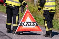 En man i 25-årsåldern skadades svårt vid en singelolycka på E4 söder om Värnamo vid tretiden natten till måndagen. Arkivbild