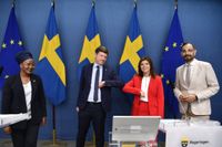 Leila Ali Elmi (MP), Martin Ådahl (C), abetsmarknadsminister Eva Nordmark (S) och Arman Teimouri, (L) berättade under måndagen om  förslagen för ändringen av lagen om anställningsskydd.