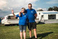 Anita och Freddy Alm som driver Stocken camping på Orust får klara sig utan tyskar, danskar och norrmän i år. 