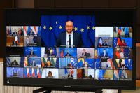 EU:s rådsordförande Charles Michel ledde det digitala toppmötet där EU-ländernas stats- och regeringschefer satt uppkopplade. 