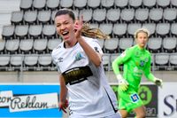Pauline Hammarlund inledde målskyttet när Göteborg säkrade ett historiskt SM-guld genom hela 7–0 borta mot Linköping.