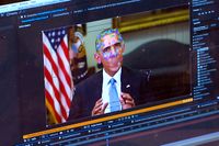 På YouTube finns flera deepfakes, bland annat en föreställande Obama som kallar Trump ”a total and complete dipshit”.