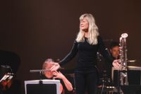 ”Blodhov” är en monodram skriven för Lena Willemark och Ensemble recherche, en av Europas främsta ensembler på ny musik, baserad i Freiburg.