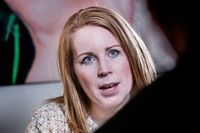 Partiledaren Annie Lööf (C) rasar över finansministerns uttalande i SvD.