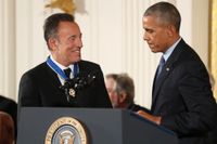 Bruce Springsteen och president Obama i november då The Boss fick the Presidential medal of freedom.