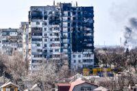 Ett bostadsområde i Mariupol efter att ha bombats av Ryssland i slutet av mars.