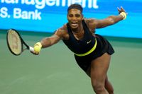 Serena Williams jagar Margaret Courts rekord på 24 grand slam-segrar i singel. Seger i US Open skulle ta upp amerikanskan på lika många. Arkivbild.