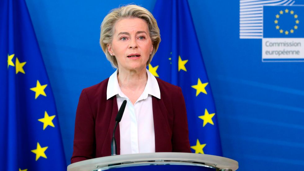 EU-kommissionens ordförande Ursula von der Leyen drar igång formella klagomål mot hur Ungern och Polen hanterar hbtq-rättigheter. Arkivfoto.
