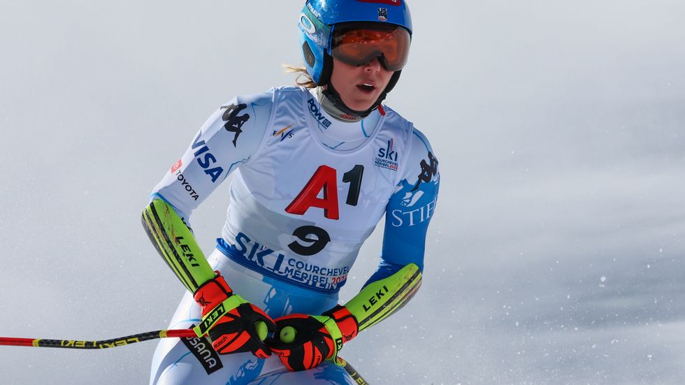 Den alpina stjärnan Mikaela Shiffrin bryter med sin tränare mitt under VM. Arkivbild.