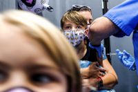 En nioårig pojke vaccineras i San Jose, USA. 
