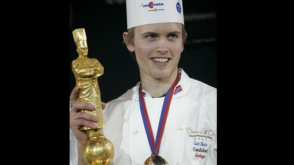 2009 vann den norska kocken Geir Skeie Kock-VM. Förutom pengar får vinnaren också en guldstaty föreställande Paul Bocuse.