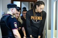 Basketstjärnan Brittney Griner under rättegången i staden Khimki, utanför Moskva, den 27 juli.