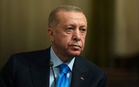 Turkiets president Recep Tayyip Erdogan vill inom ramen för Natouppgörelsen att flera personer utlämnas från Sverige. Arkivbild.