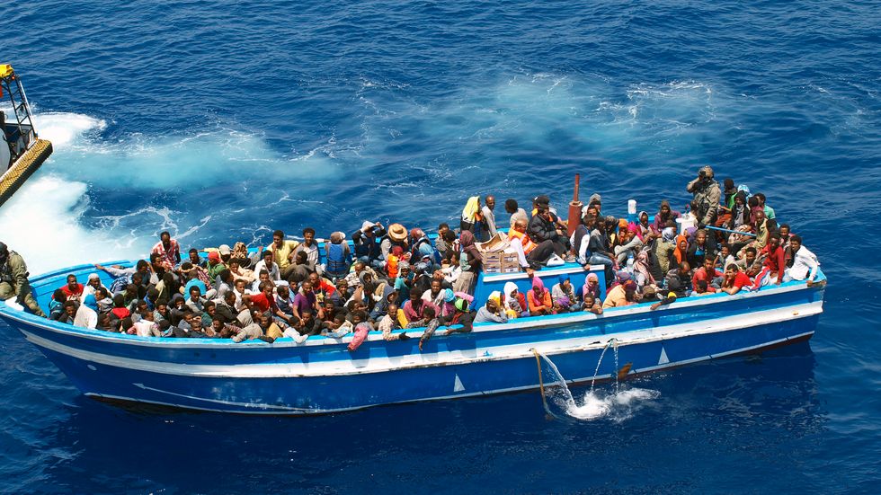 I efterspelet till vårens stora drunkningskatastrofer i Medelhavet, föreslog EU-kommissionen ett system med automatiskt fördelning av asylsökande till EU.