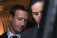 Mark Zuckerberg möter hårt motstånd mot sina planer på egen egen ”Facebook-valuta”.
