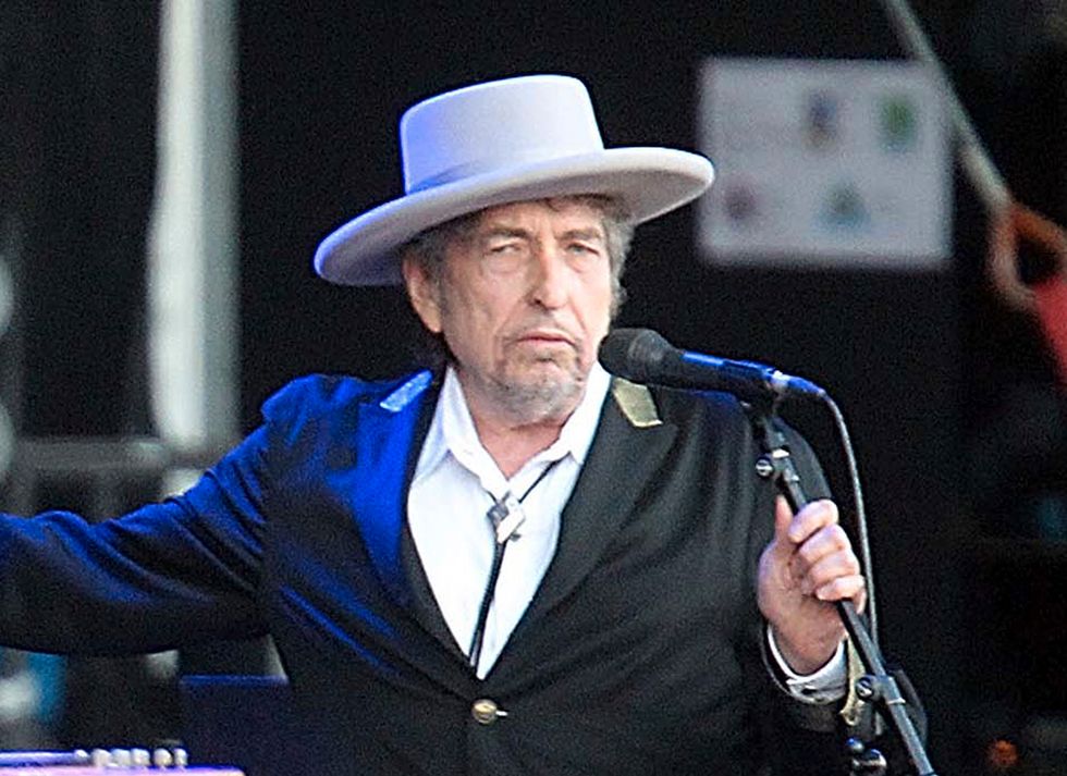 Bob Dylan framträder på Avicii Arena i Stockholm under tisdagen.