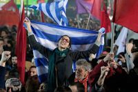 Syriza-anhängare firade valsegern i Aten på söndagen.