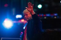 Hot mot FBI efter tillslaget hos Trump