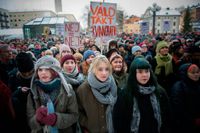 Den friande domen av en man som uppfattat kvinnans nej som ”tunna och lätta nej” är ett i raden av våldtäktsmål som väckt stort engagemang. På Medborgarplatsen i Stockholm hade runt 3 000 personer samlats i lördags för att kräva en samtyckeslag och protestera mot sexuellt våld.