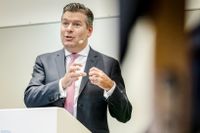 SEB:s vd Johan Torgeby skriver att bankens förväntade nettokreditförluster väntas normaliseras ”redan under 2021”.