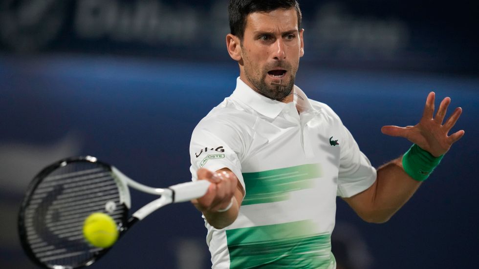 Novak Djokovic är klar för kvartsfinal i ATP-turneringen i Dubai.