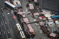 Lastbilen dundrade rakt in i folkmassan på julmarknaden och dödade tolv personer.