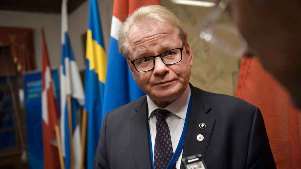 Försvsraminister Peter Hultqvist.