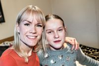 Åsa Näslund drabbades av hjärtinfarkt vid 35 års ålder. Dottern Idun 11 år hjälpte till att larma ambulans. 