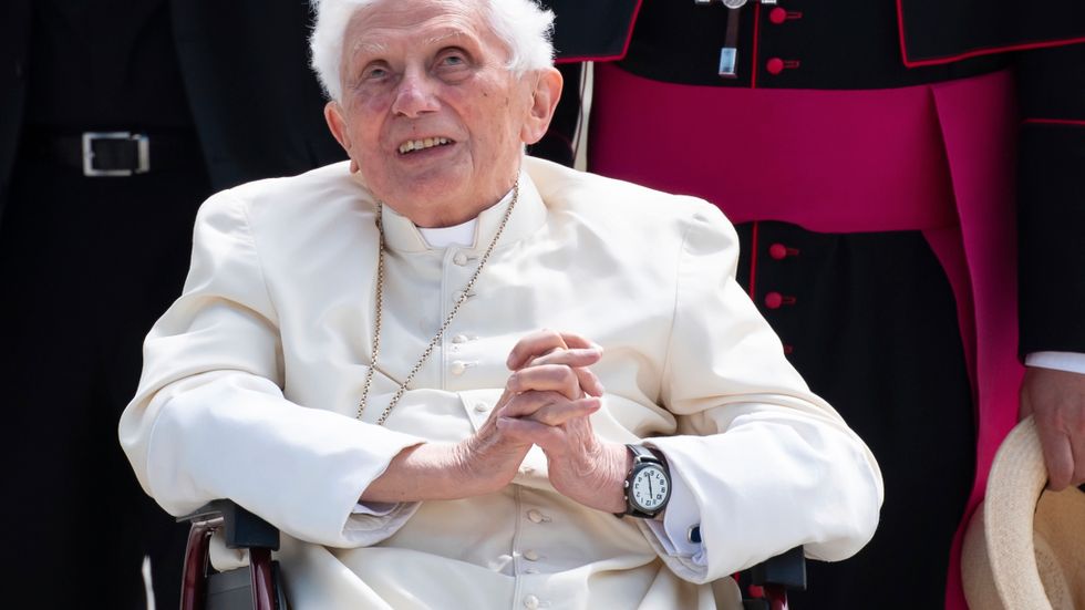 Påve Benedictus XVI under en ceremoni 2020.