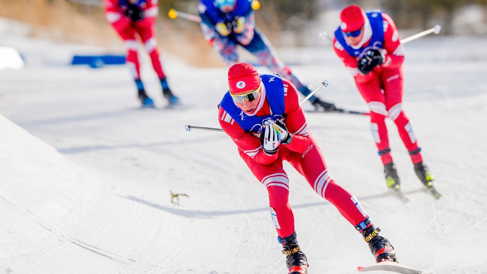 Fis-chefen Michel Vion öppnar för rysk skidcomeback redan i vinter, något som Svenska skidförbundet är oförstående till. På bilden: Rysslands Aleksandr Bolsjunov. Arkivbild.
