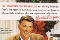Ronald Reagan, då Hollywood-skådespelare, i annons för cigarettmärket Chesterfield, 1951.