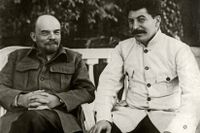 Vladimir Lenin och Josef Stalin, augusti 1922.