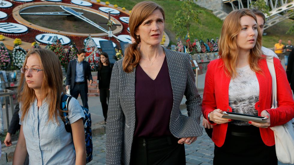 USAs FN-ambassadör Samantha Power i Kiev för en månad sedan