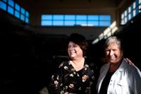Ohiorepublikanen Lori Viars (till vänster), här fotograferad tillsammans med partikamraten Barbara Burkard. Arkivbild.
