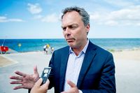 Utbildningsminister Jan Björklund (FP), som i går i Almedalen fick ta del av SvD:s artikel, vill omfördela resurser för att få fram mer pengar. ”Men det kommer inte att gå att ta igen allt snabbt”, säger han.