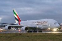 Emirates är en stor användare av superjumboplanet A380. Flygbolaget ilsknade till när Londonflygplatsen Heathrow ville få ned flygningarna.