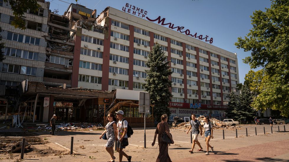 Hotellet "Mykolajiv" förstördes i staden med samma namn i en attack tidigare i augusti. Monday. Arkivbild.
