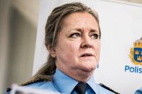 Ann-Marie Orler, chef för polisens internationella enhet, avfärdade internkritiken mot hennes avdelning i en SvD-intervju. Nu kommer hårda krav på skärpning. (Th, kommissarie Joakim Baltzarsson)