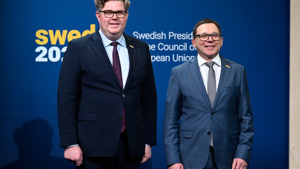 STOCKHOLM 20230127 Sveriges justitieminister Gunnar Strömmer (till vänster) och Ladislav Hamran som är ordförande i Eurojust. Arkivbild.