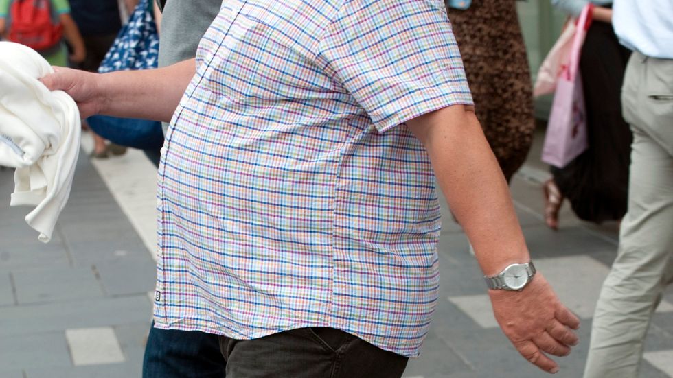 Svensken är för fet nya riklinjer, enligt Socialstyrelsen.