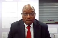 Sydafrikas expresident Jacob Zuma på länk från Estcourt-fängelset under en domstolsförhandling i juli. Arkivbild.