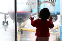 Lågprisbolaget Sccot Airlines gör som Air Asia och inför en barnfri zon på sina plan.