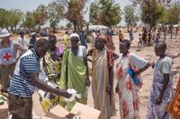 Matutdelning till behövande i Sydsudan tidigare i april.
