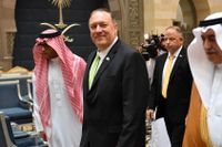 USA:s utrikesminister Mike Pompeo på plats i Saudiarabien. Han pekar ut Iran som ansvarigt för helgens attacker mot saudiska oljeanläggningar.