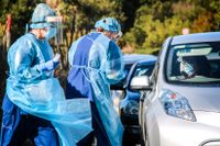 Nya Zeeland har bland de lägsta dödstalen i covid-19 i världen. När omikron oundvikligen kommer att dra in över landet kommer smittskyddsåtgärder som pcr-testning inte längre kunna skötas på samma noggranna sätt som tidigare under pandemin.