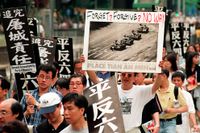 Demokratiska aktivister demonstrerade i Hongkong på tioårsdagen av massakern, 1999.