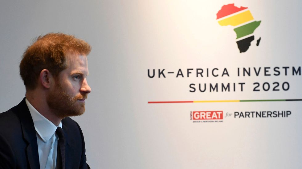 Prins Harry vid investeringskongressen i London, där ledare från många afrikanska länder var på plats.