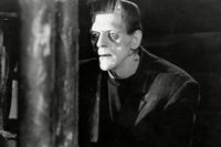 Boris Karloff spelar Frankensteins monster i klassikern från 1931.
