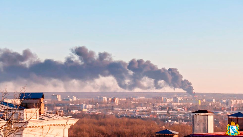 Bilden som släppts av ryska myndigheter i staden Kursk sägs visa platsen för tisdagens angrepp.