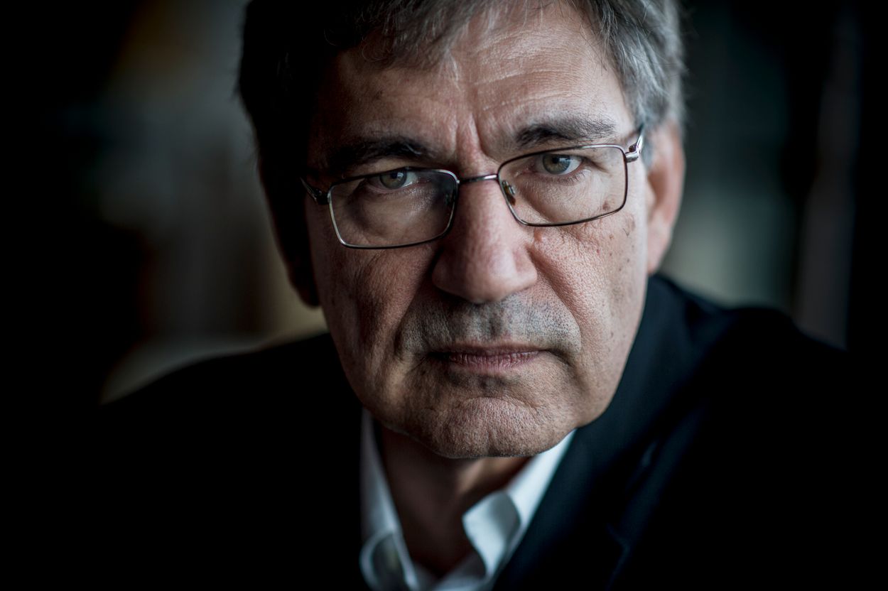 Orhan Pamuk som tilldelades Nobelpriset i litteratur 2006 är författare till ett flertal böcker, bland annat den kommande romanen ”Pestnätter”. 